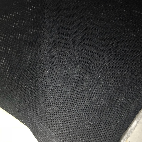 Storia size small mesh t-shirt. Never worn. - Picture 2 of 3